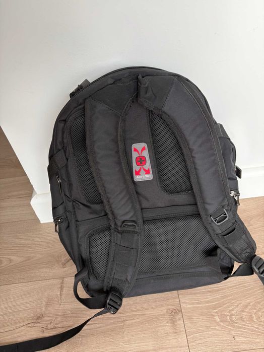 WENGER Transit 27L plecak na laptop 16" — NOWY, –60%