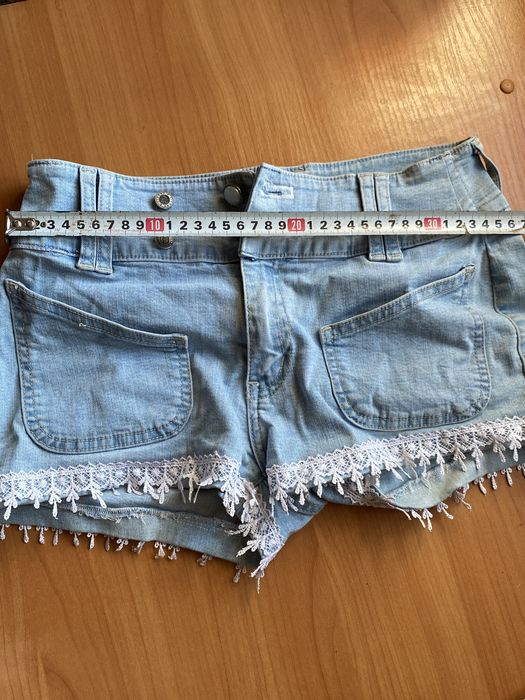 Шорти на літо жіночі