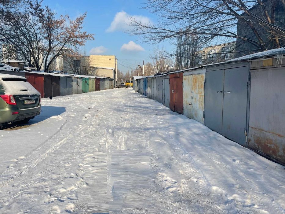 продам гараж після пожежі Позняки 1 Урлівська Сортувальна Здолбунівська