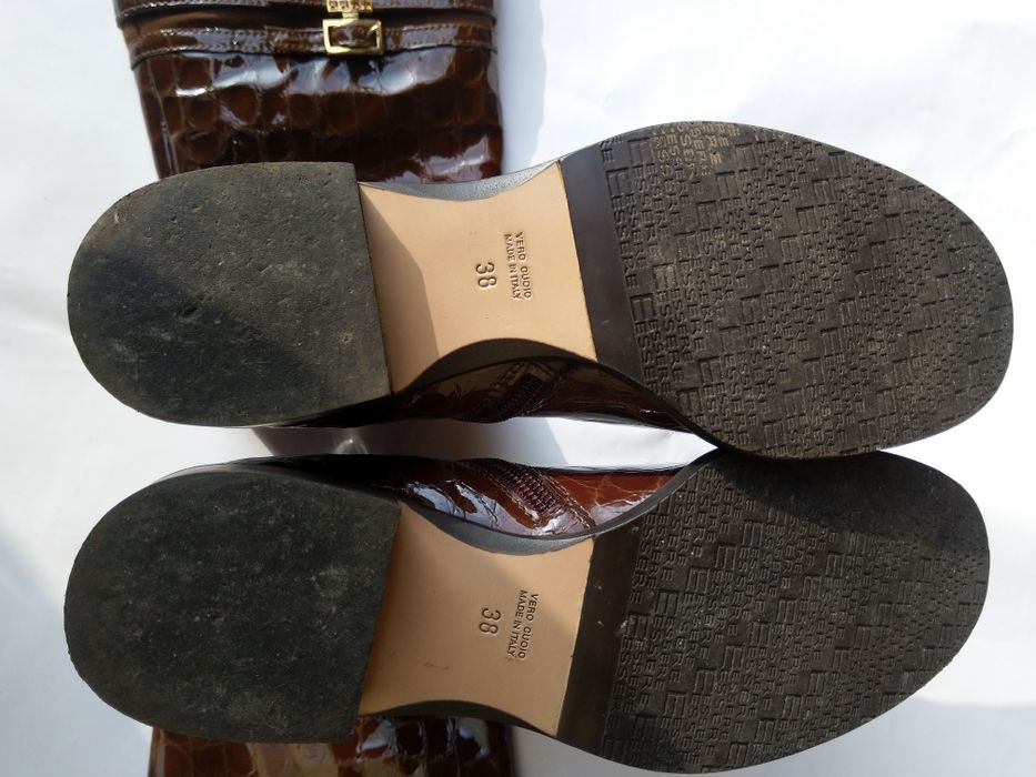 Чоботи жіночи весн-осінь, бренд: Vero Guoio, made in Italy, розмір 38.