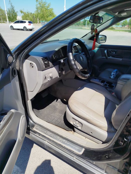 KIA Sorento 2005 для військових