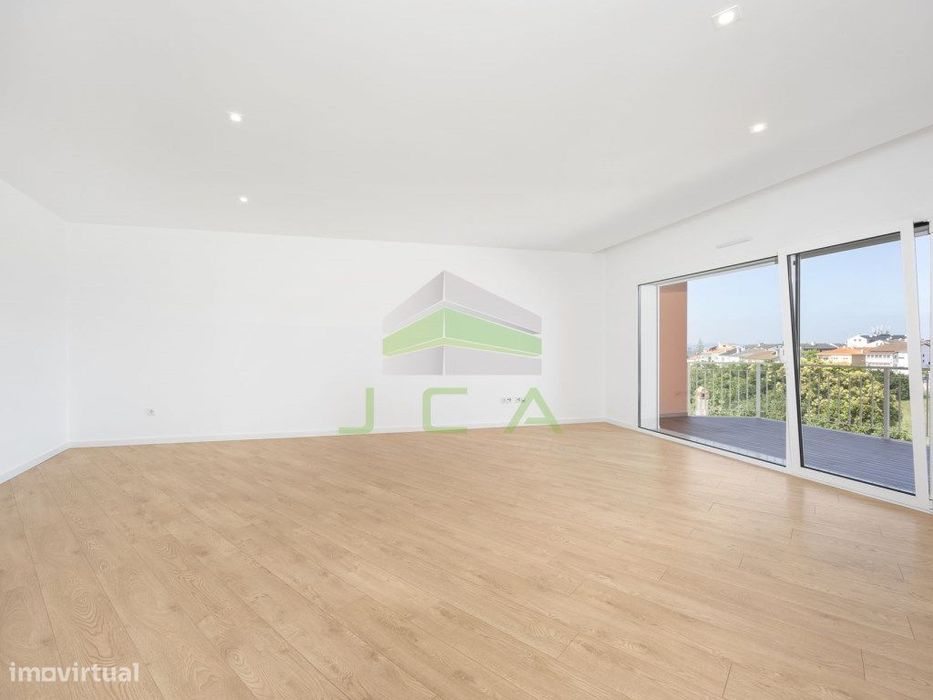 Apartamento T2 semi-novo