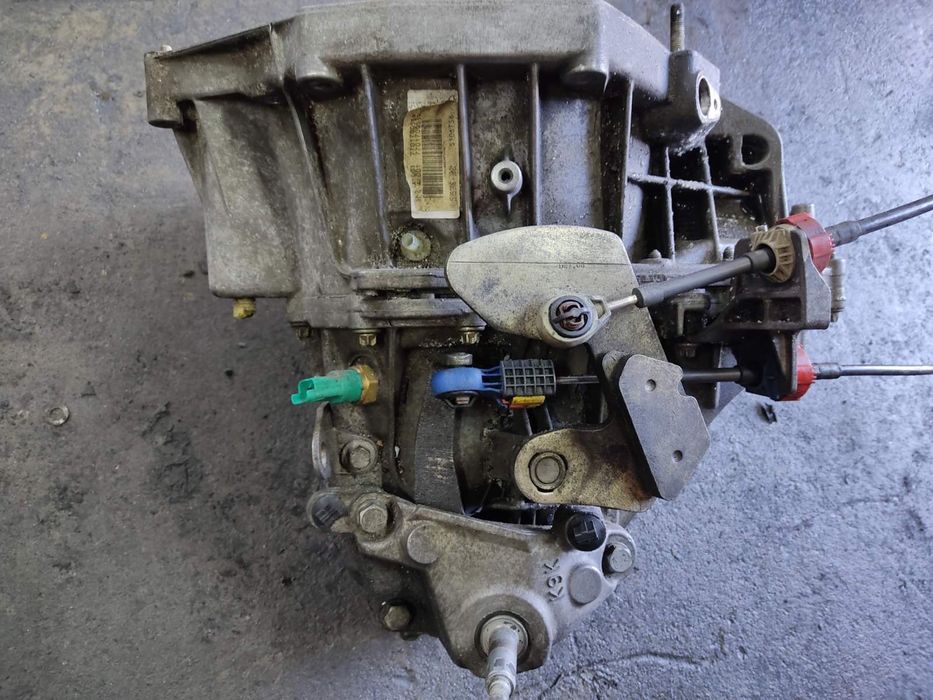 КПП коробка передач 1.5 1.9 2.0 2.3 2.5рено Трафік Лагуна Канго Мастер