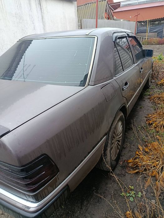 Продам Мерса Е200