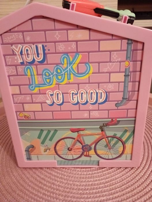 Kookyloose glam glow