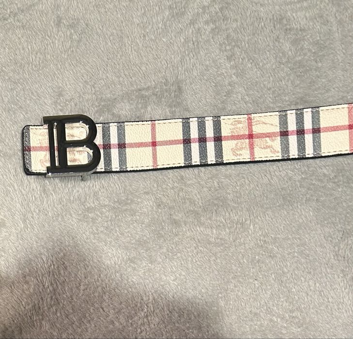 Reversible Burberry belt - 120 cm