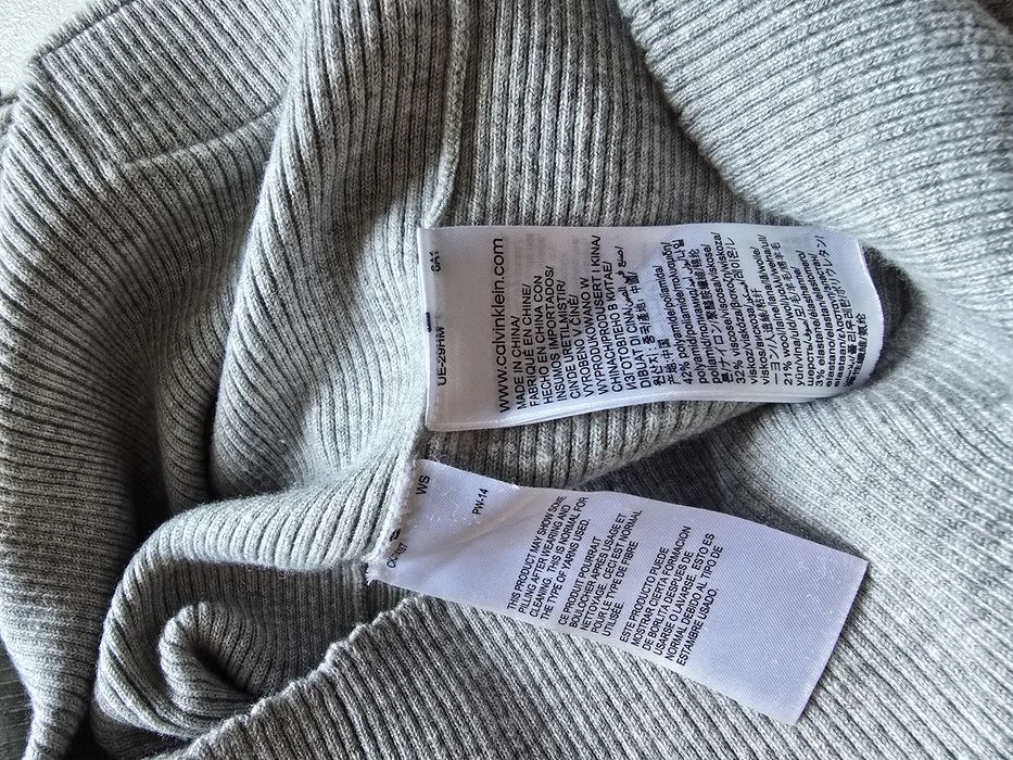 Гольф, кофта, светер, водолазка  Calvin Klein  XS - S