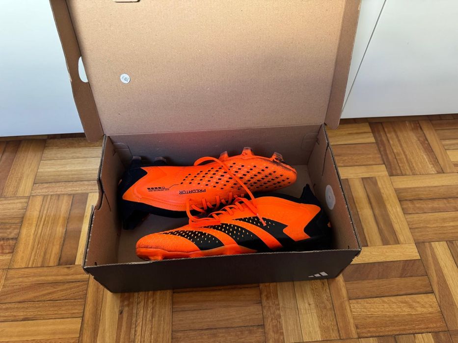 Chuteiras Predator Accuracy 41 - 1/3