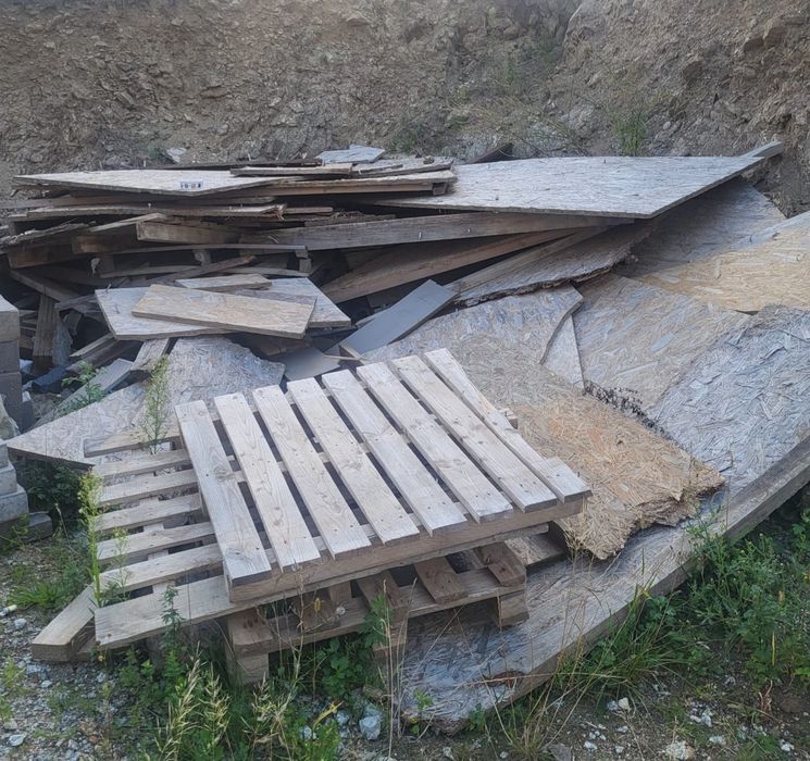 Płyty OSB / szalunki / palety / drewno