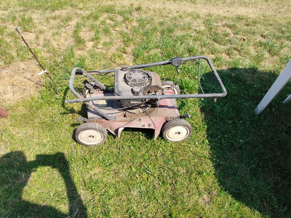 Kosiarka TORO 423