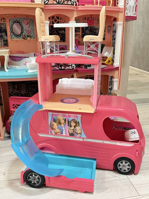 Будинок барбі dreamhouse mattel+машина+кемпер+барбі з аксесуарами