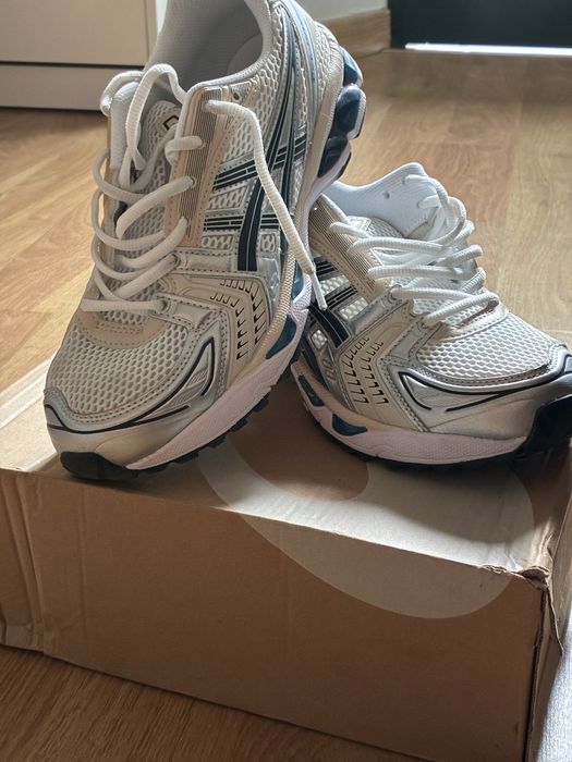 asics Gel-kayano 14