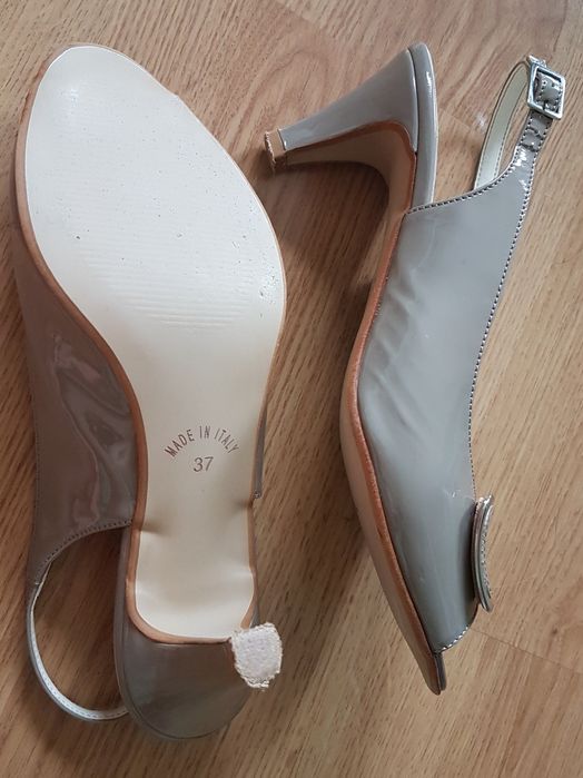 Buty damskie na małym obcasie