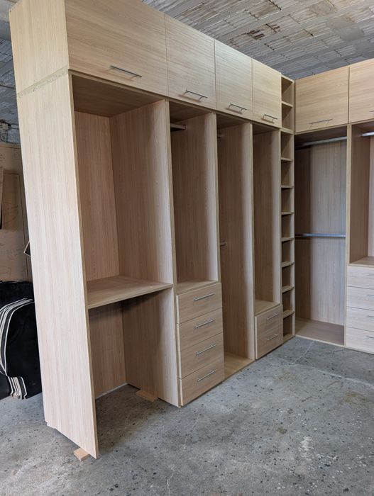 Móveis por Medida | Cozinhas, Roupeiros, Closets e Mobiliário Personalizado