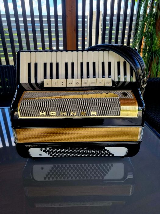 Hohner Lucia IVP