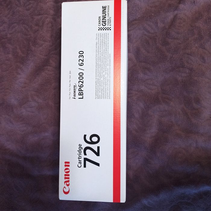 Продам новий оригінальний картридж Canon726