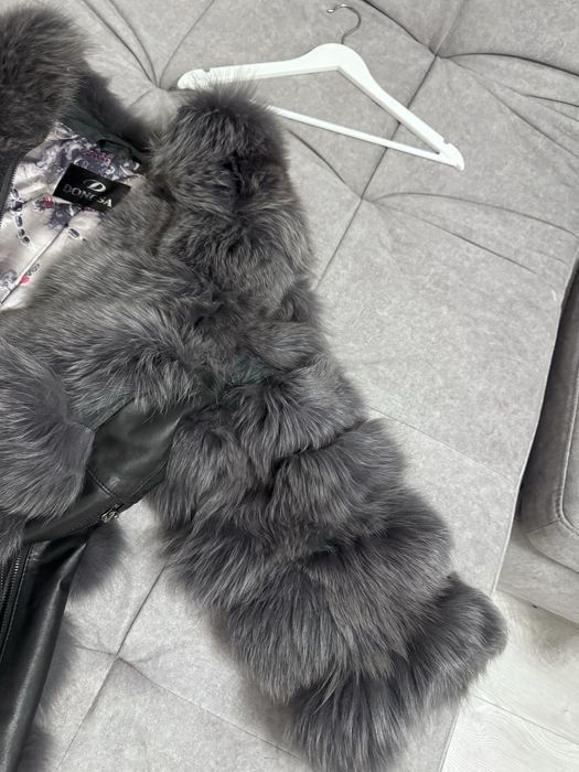 Шуба натуральна з песця, вживана, розмір XL