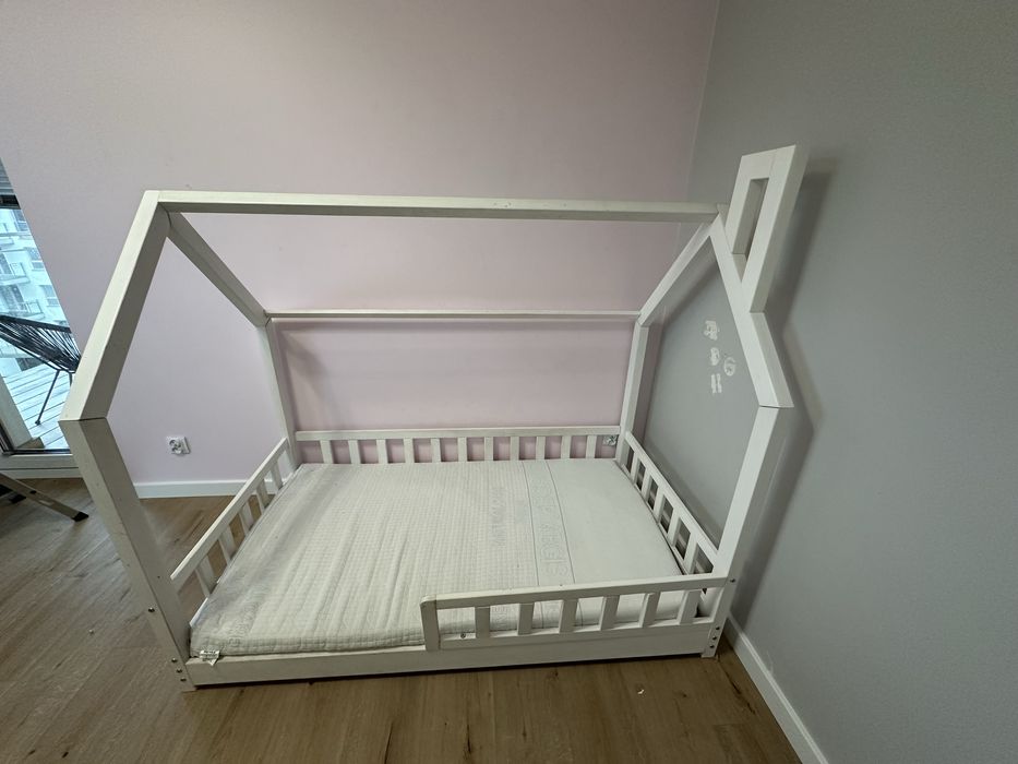 Drewniane łóżko domek 90 x160