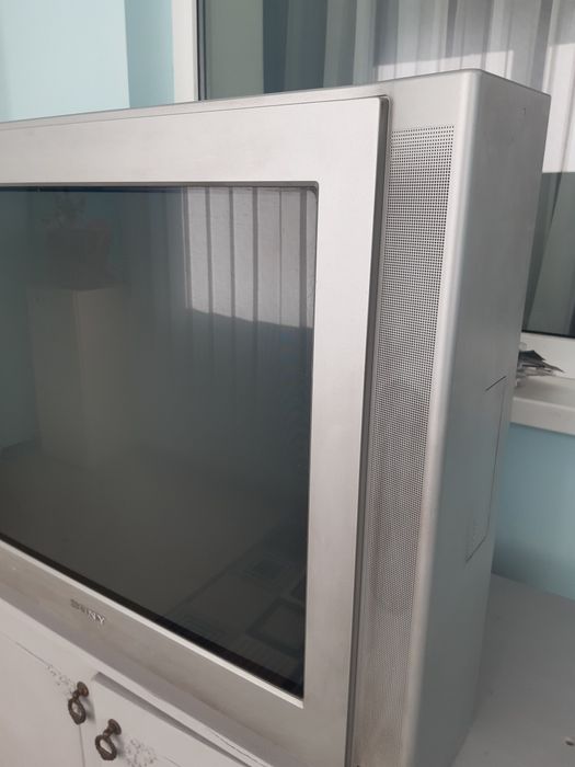 Телевізор Sony Trinitron KV-29FX66E — у відмінному стані!
Продаю якісн