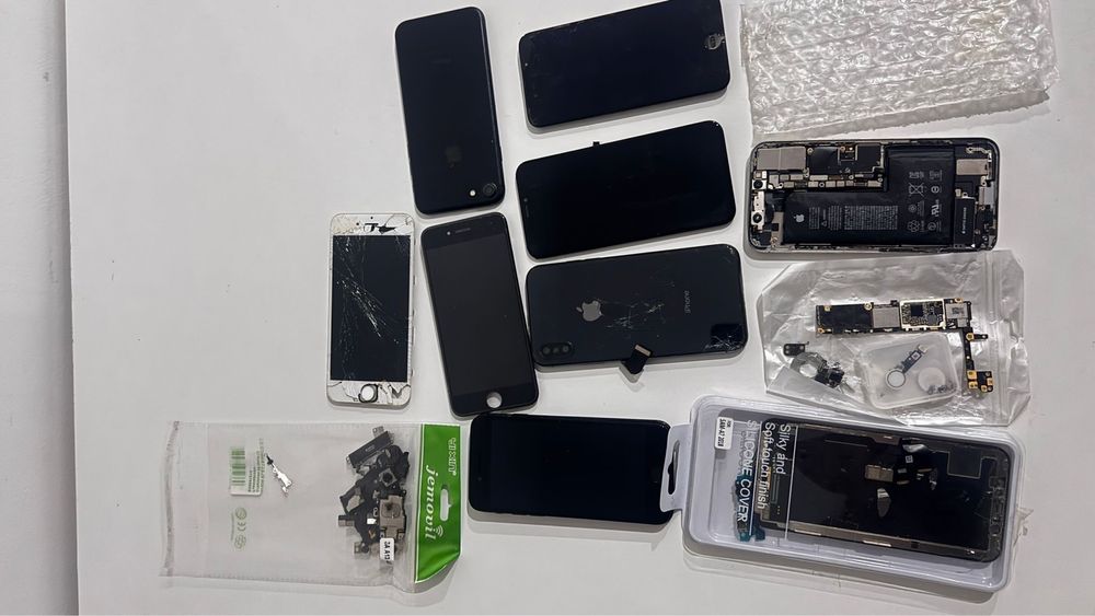 Lote iPhones para peças + eletrónica (ideal reparação / revenda)