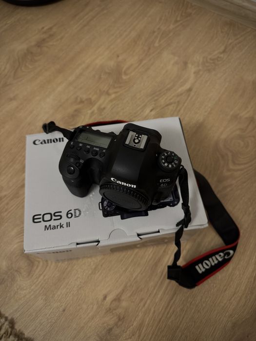 Canon EOS 6D Mark II Body