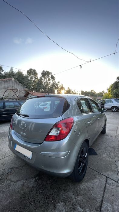 Opel Corsa D 1.2 Ecotec 5P | 2010 | 193.000 km foto 2