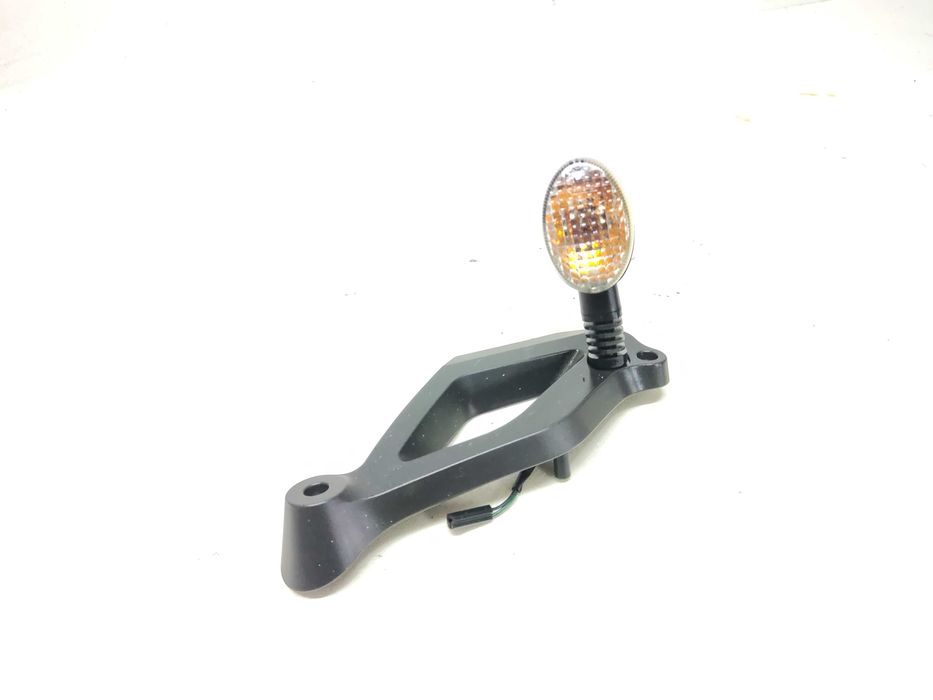 YAMAHA MT03 MT-03 660 Mocowanie Prawe Lampy Przedniej Kierunkowskaz