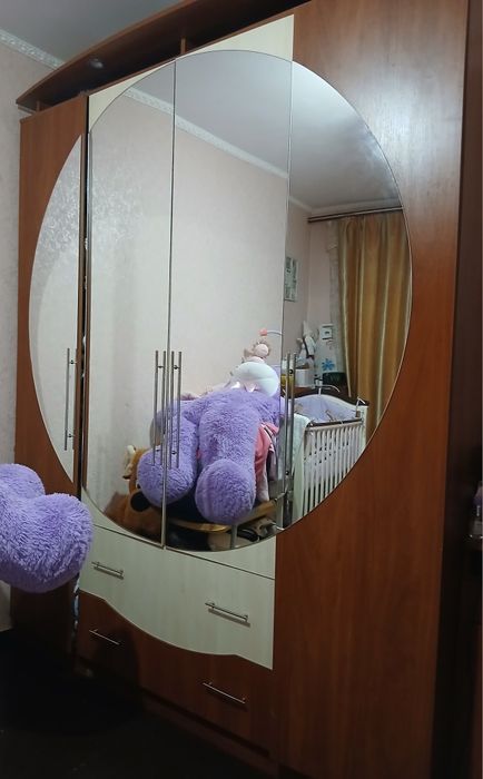 Продам шафу 2.30×1.80