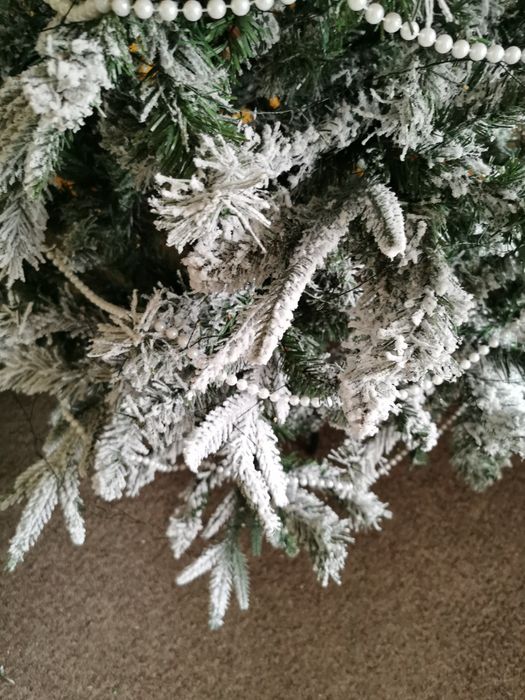 Biała ośnieżona sztuczna choinka świerk 180cm drzewko świąteczne