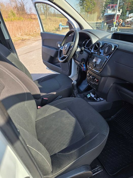 DACiA Dokker 2017, benzyna / gaz