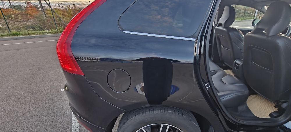 Продам Volvo xc60  т5