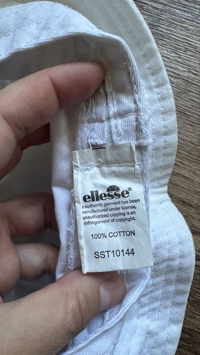 Панама фірма Ellesse