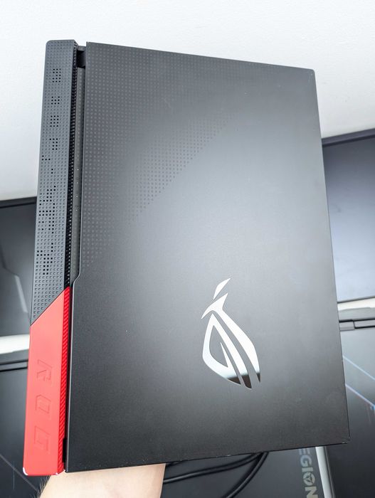 LAPTOP GAMINGOWY Asus ROG Strix RTX 3060 Ryzen 7 4800H 144hz Komputer