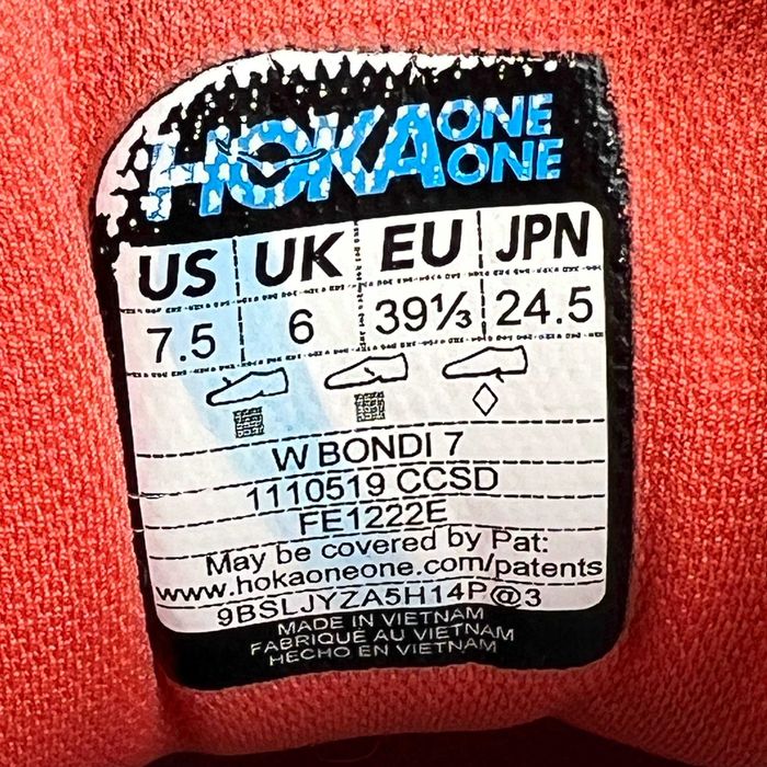 Кросівки HOKA BONDI 7 1110519 розмір 39 1/3 оригінал