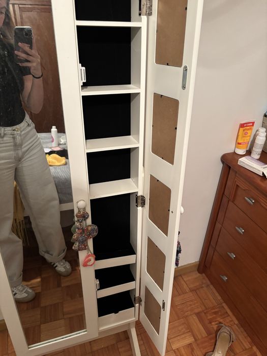 Espelho com Arrumação