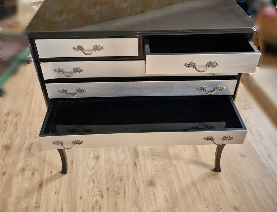 Conjunto de 4 cadeiras modernas
