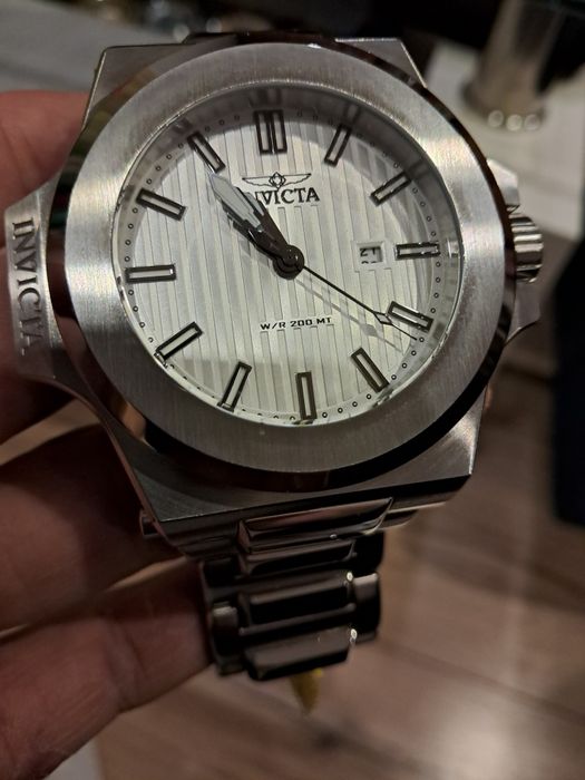 Invicta Akula Nowy Oryginał