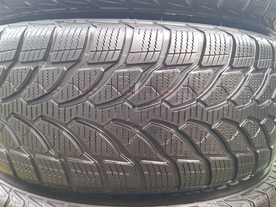 Зимовий Bridgestone 205 60 16 протектор 90%