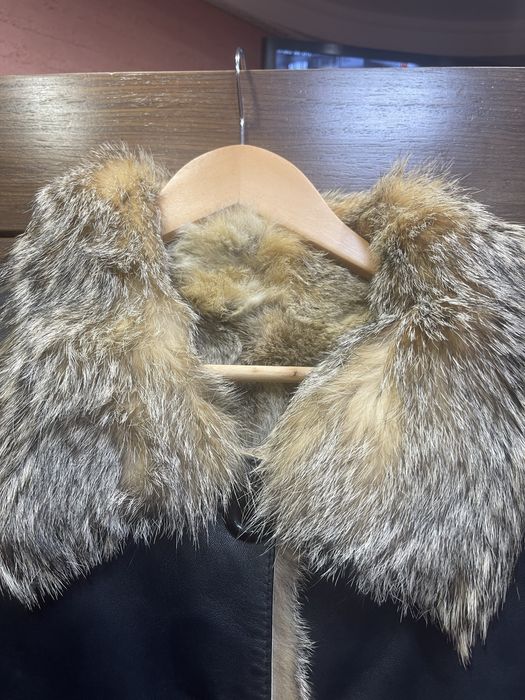 куртка-шуба двухстороннюю с волчьим мехом