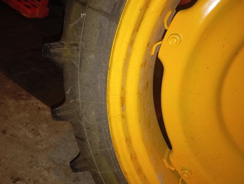 Колеса, шини, диски т-25, т-16