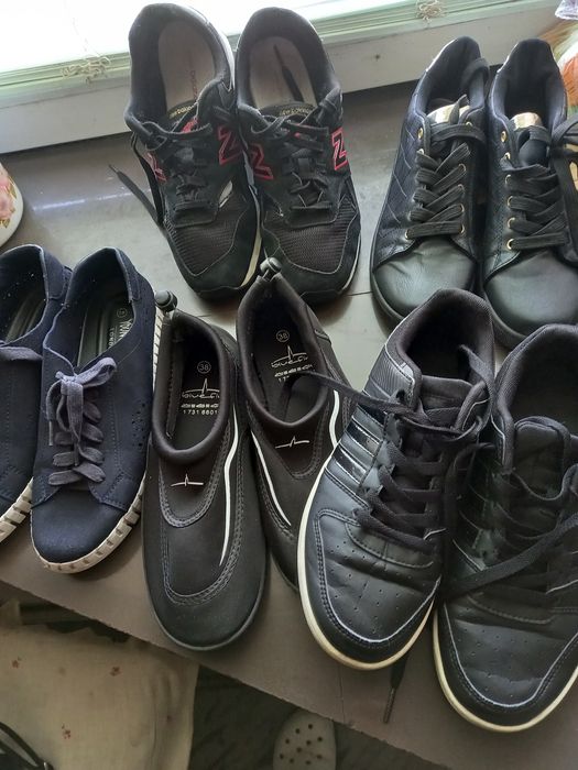 Взуття жіноче осіннє і літнє