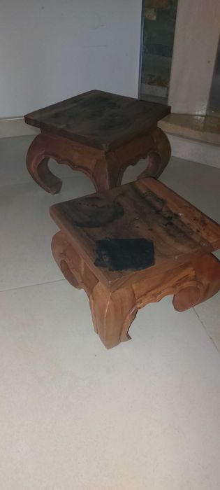 Mesinha de centro com bancos