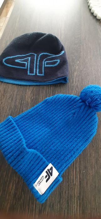 Czapki zimowe 4F