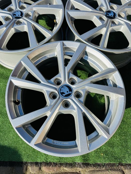 Диски 5/100 R16 Skoda Fabia Tour VW Golf 4 6J ET-40