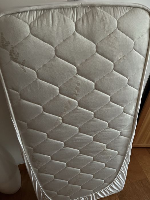 Colchão de molas 60x120 + resguardo