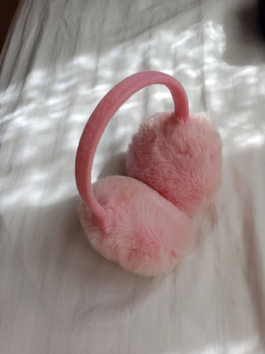 Зимні рожеві вушка