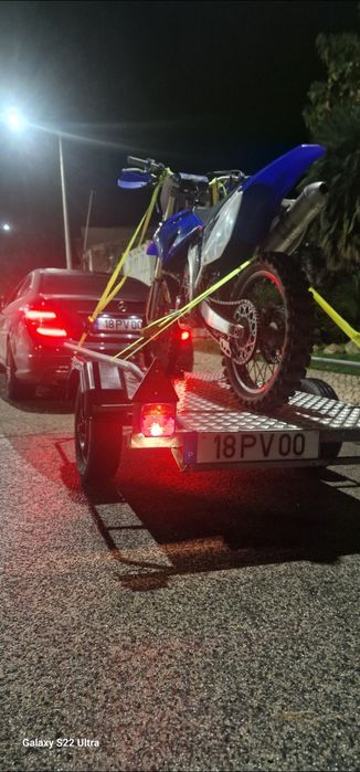 Atrelado para moto
