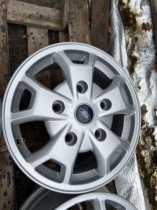 5/160 r16 et60 Ford Custom Титани