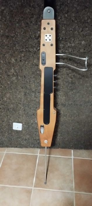 Contrabaixo eléctrico Aria SWB Lite One