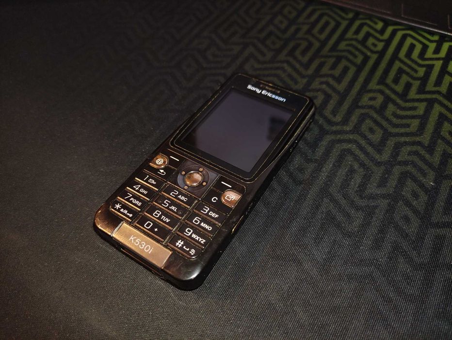 Telefon Sony Ericsson K530i
